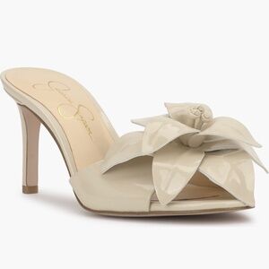 JESSICA SIMPSON Percia Slip On Heel (nude/beige) new size 6